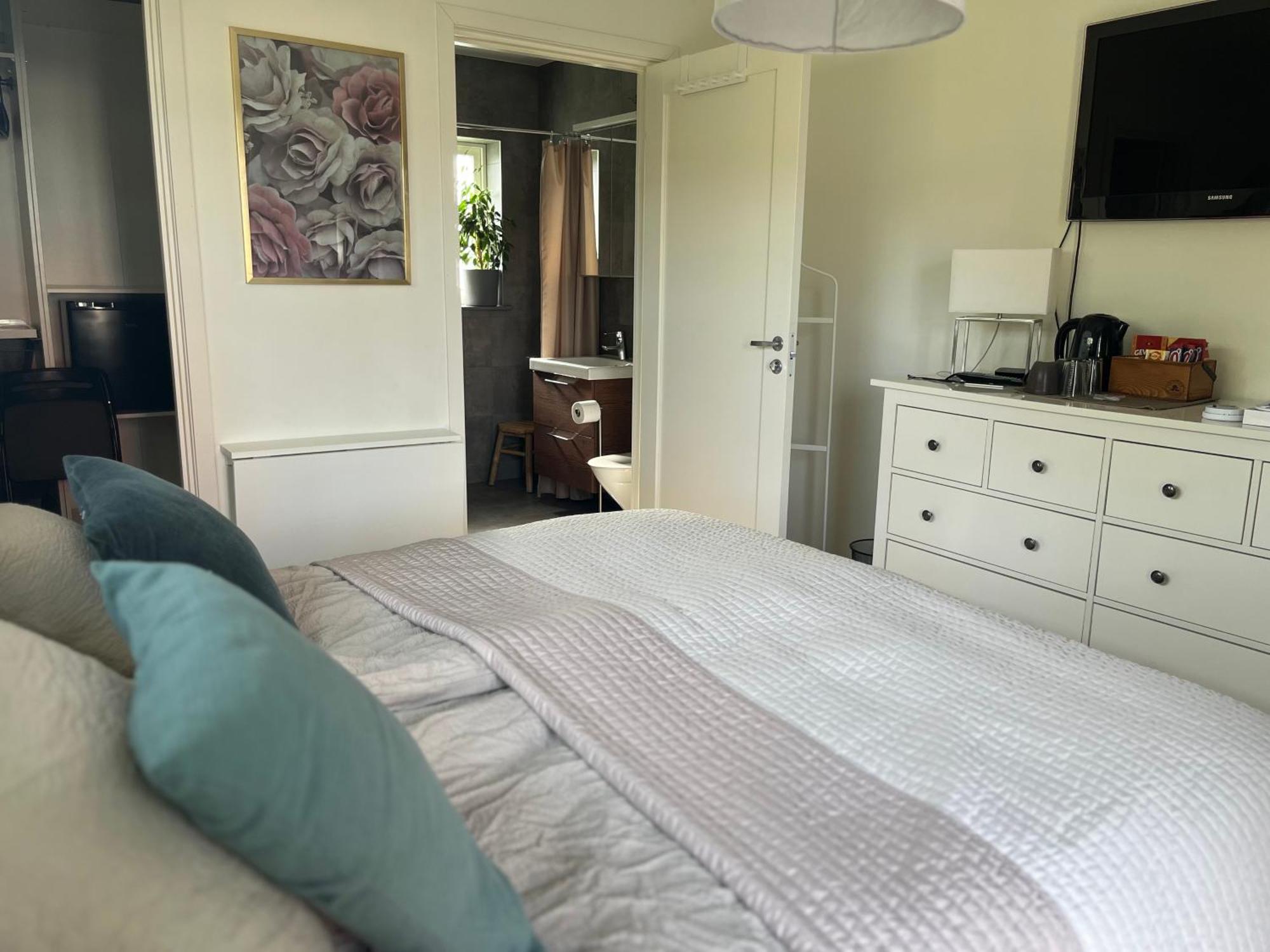 Boende Med Hotellkaensla I Populaera Skrea, Falkenberg Esterno foto